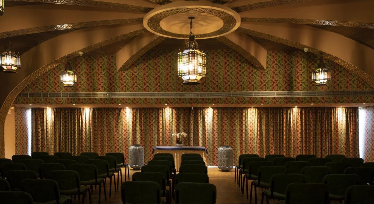 Algarve Casino Hotel Portimão Εξωτερικό φωτογραφία The interior of the synagogue