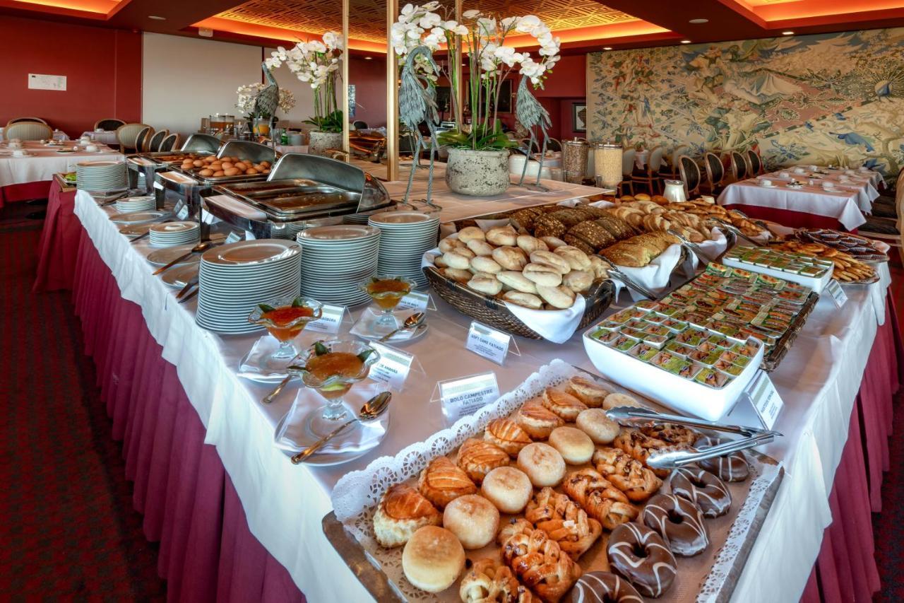 Algarve Casino Hotel Portimão Εξωτερικό φωτογραφία A buffet