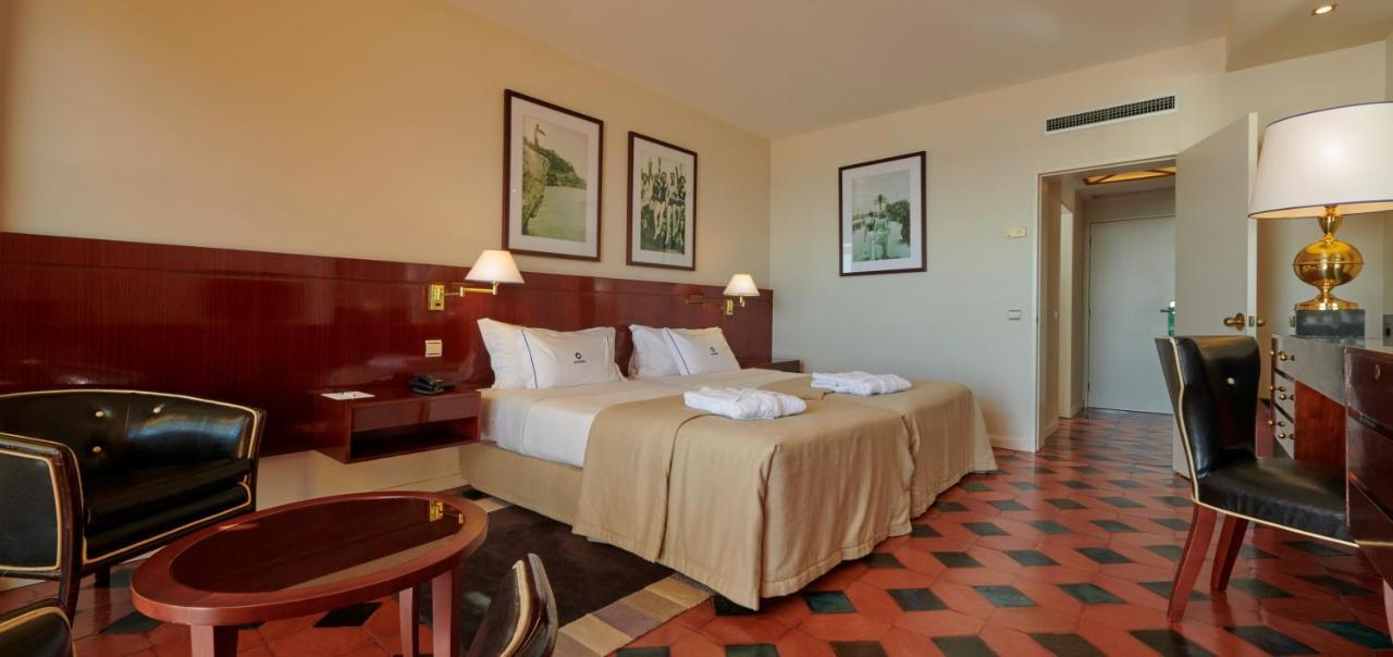Algarve Casino Hotel Portimão Εξωτερικό φωτογραφία A room at the Hotel