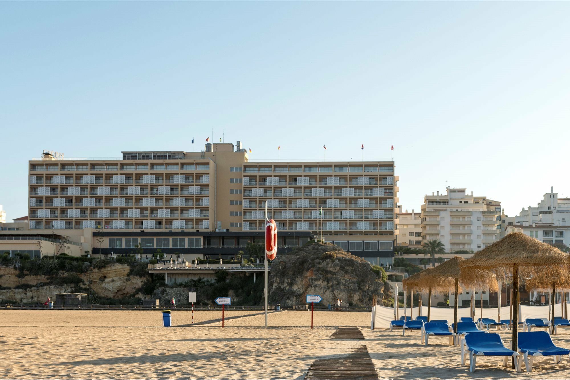 Algarve Casino Hotel Portimão Εξωτερικό φωτογραφία The hotel in 2011