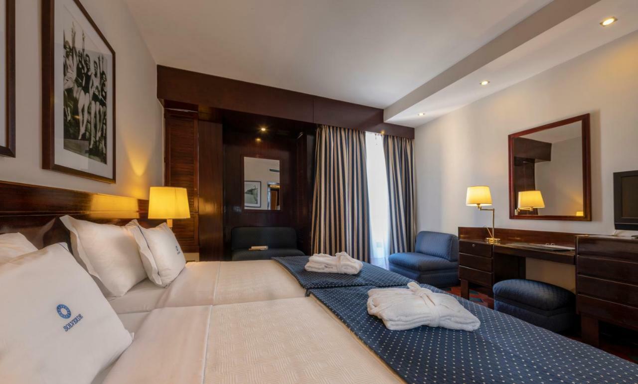 Algarve Casino Hotel Portimão Εξωτερικό φωτογραφία A room at the hotel